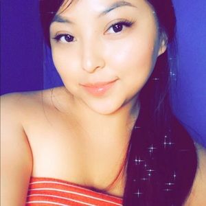 Meet your Posher, Desirdesiree